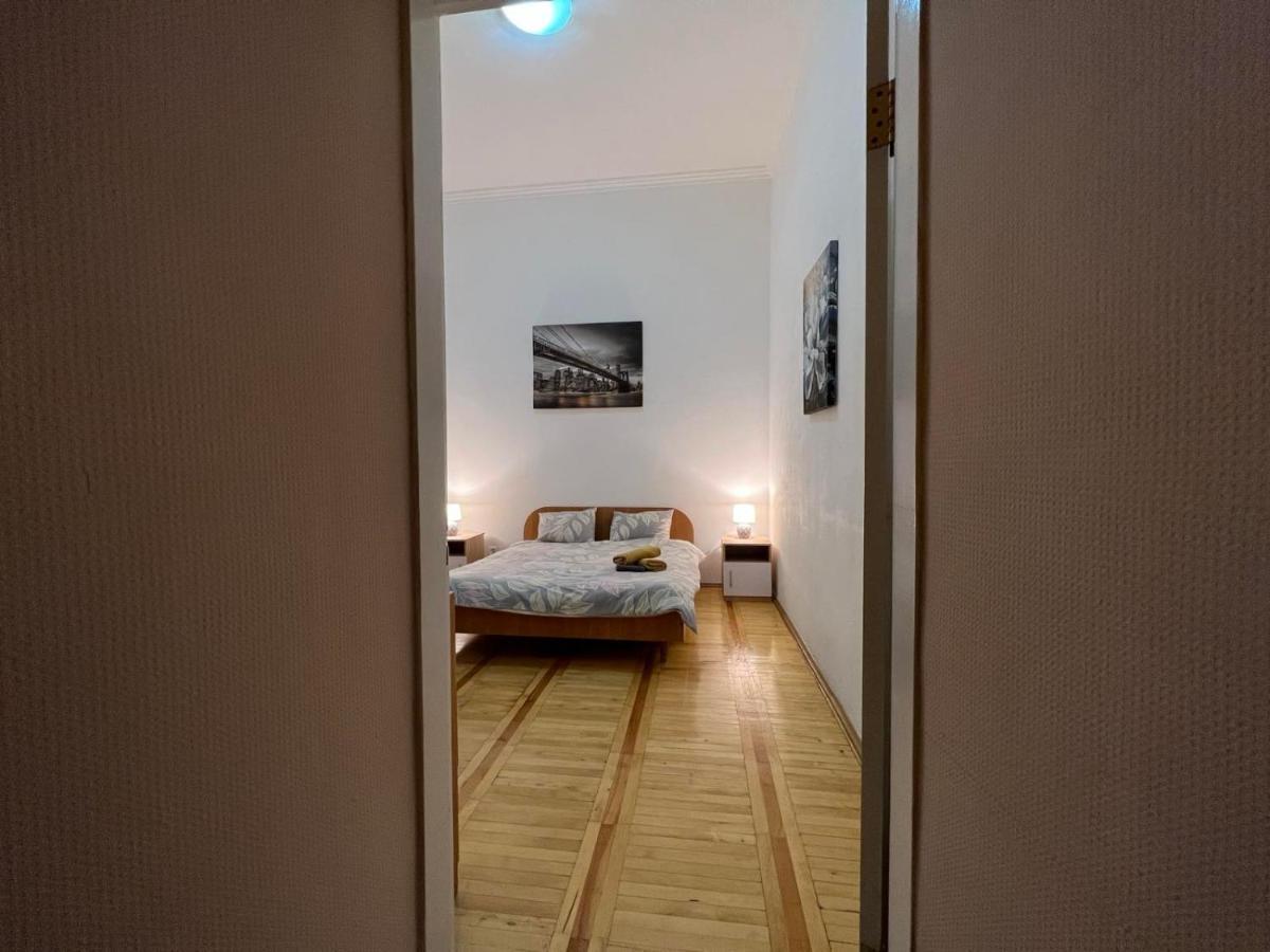 Apartment In The Historic Center Kiev Exterior foto